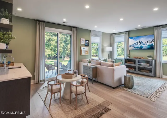6-fiore-ct-oceanport-nj-07757/hzid_9af35b24