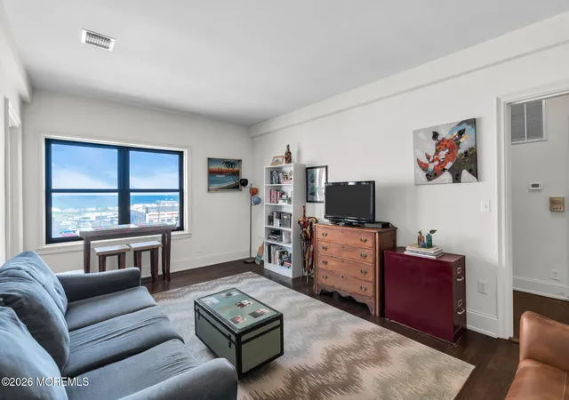 1700-webb-st-4d-asbury-park-nj-07712/hzid_8780e0e4