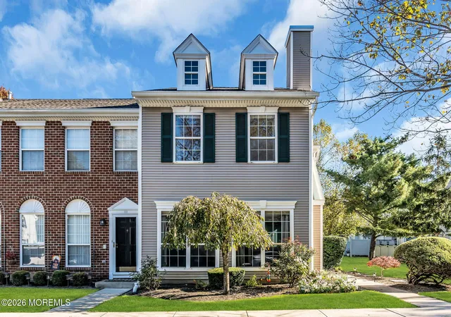 112-wood-duck-ct-freehold-nj-07728/hzid_d8bcad77