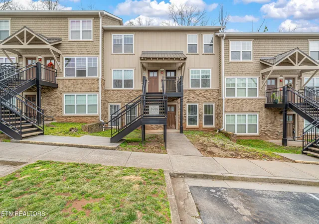 3918-cherokee-woods-way-104-knoxville-tn-37920/hzid_595cbb49