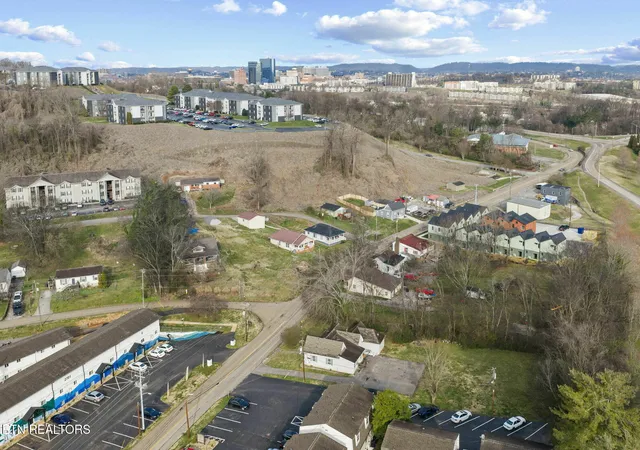 2704-sevier-ave-knoxville-tn-37920/hzid_69d6bf87