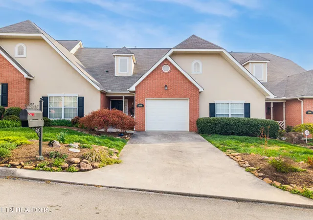 5940-round-hl-ln-knoxville-tn-37912/hzid_51201489