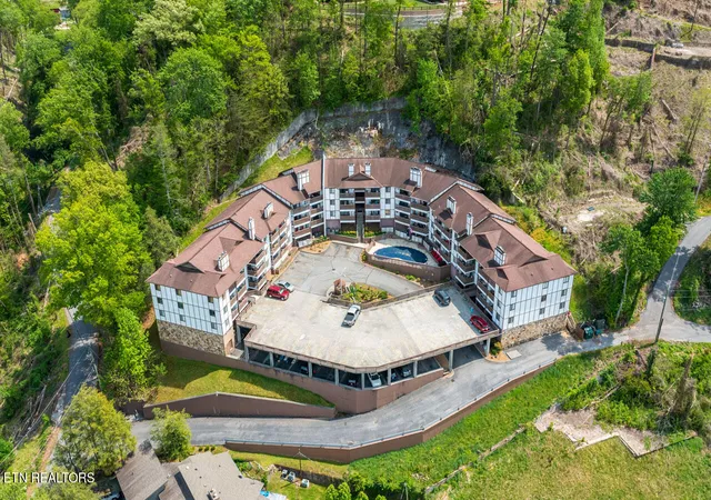 616-turkey-nest-rd-108-gatlinburg-tn-37738/hzid_dde6325a