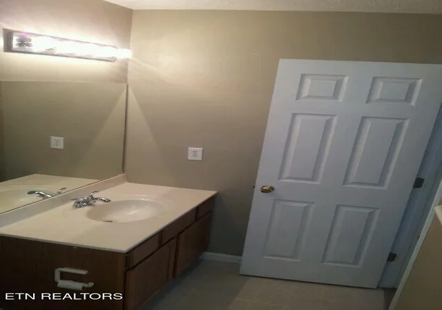 1234-park-hl-knoxville-tn-37909/hzid_85d087a8
