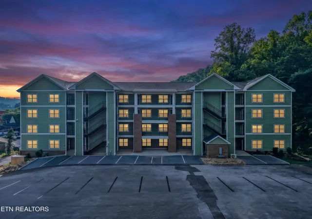 329-ownby-st-1406-gatlinburg-tn-37738/hzid_262c44f9