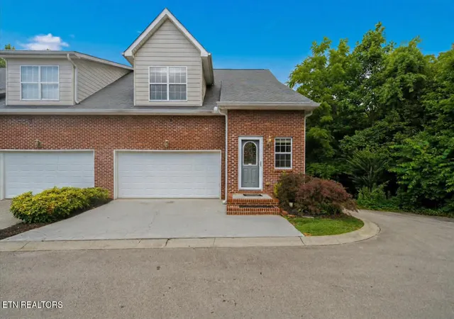 8601-ashbourne-way-knoxville-tn-37923/hzid_ea64f8b8