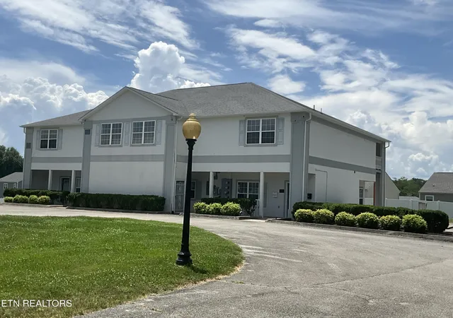 100-village-wy-e-kingston-tn-37763/hzid_7d54213c
