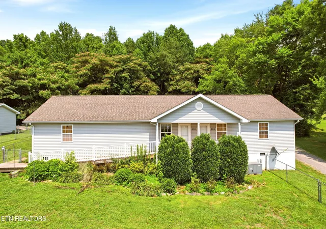 633-russell-ave-harriman-tn-37748/hzid_a0a2c67f