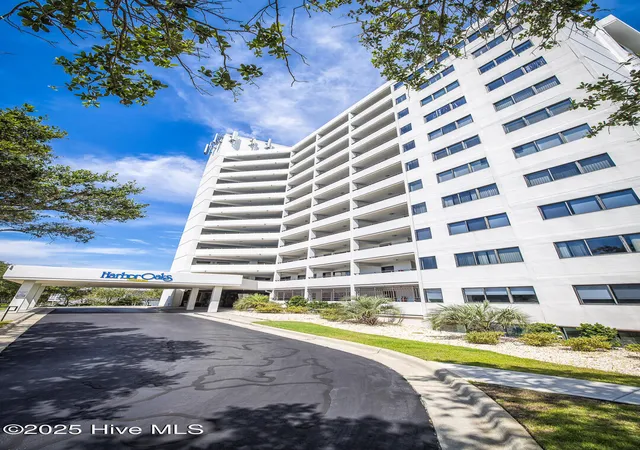 1080-saint-joseph-st-9e-carolina-beach-nc-28428/hzid_20c21336