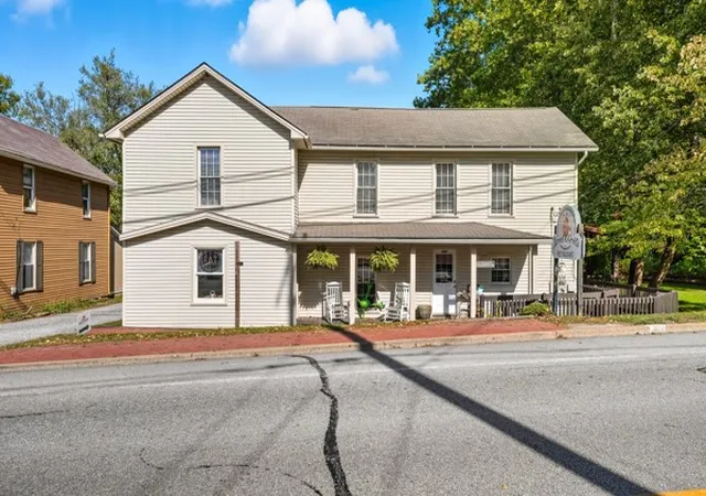 300-main-st-volant-pa-16156/hzid_3fd05c0f