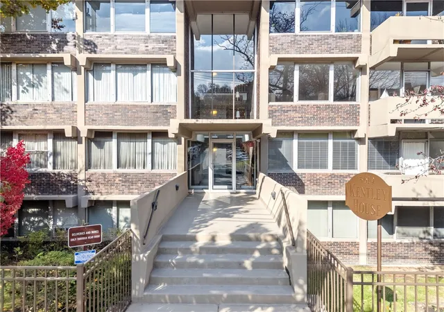 5619-kentucky-ave-104-pittsburgh-pa-15232/hzid_d53c55fe