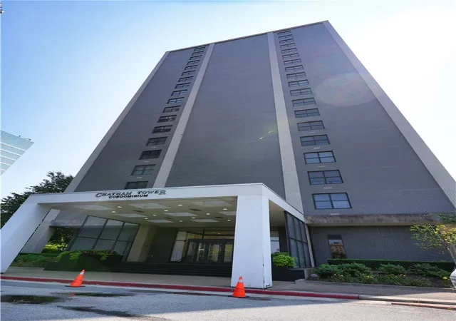 112-washington-pl-18a-downtown-pgh-pa-15219/hzid_5613e8ec