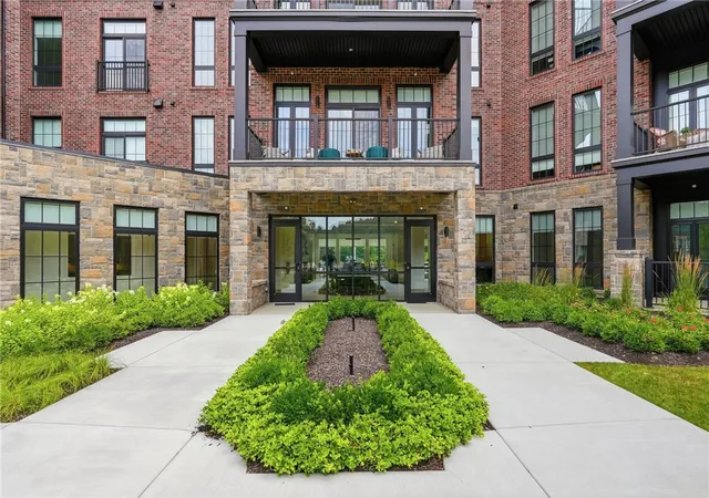 1-1st-street-305-oakmont-pa-15139/hzid_e112fdef