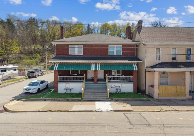 602-division-st-jeannette-pa-15644/hzid_76e15c2f