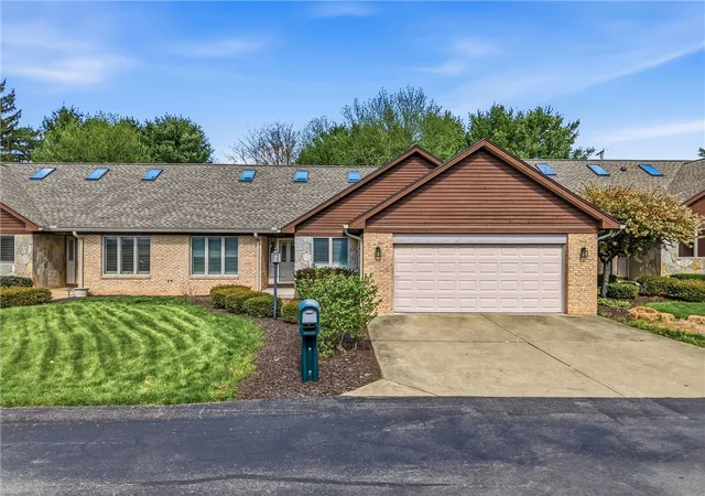 1552-juniper-ct-hermitage-pa-16148/hzid_9d4b77a3