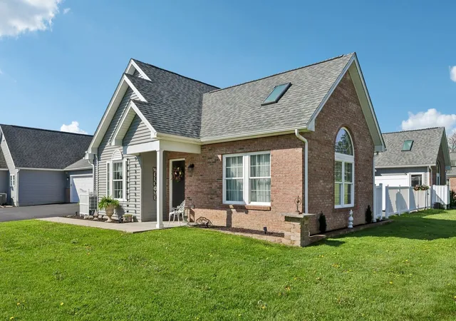 107-white-fox-ct-ellwood-city-pa-16117/hzid_646dc7d2