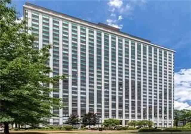 320-fort-duquesne-blvd-22a-downtown-pgh-pa-15222/hzid_44f4641b