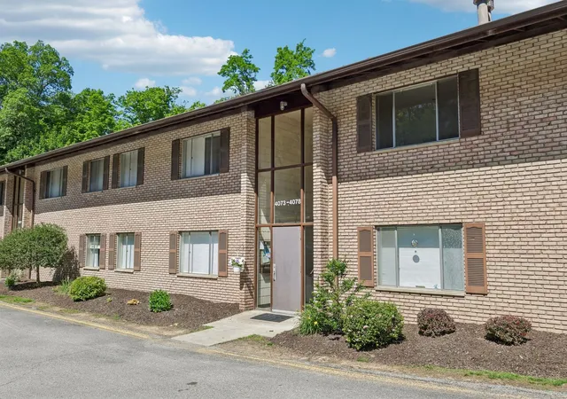 4073-sanlin-dr-coraopolis-pa-15108/hzid_d3e521be