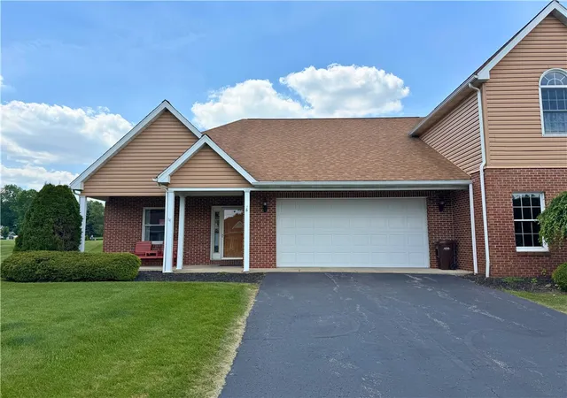 28-manor-dr-grove-city-pa-16127/hzid_1dbe5403