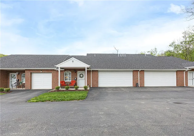 104-aiden-ln-2-lower-burrell-pa-15068/hzid_d50a6efe