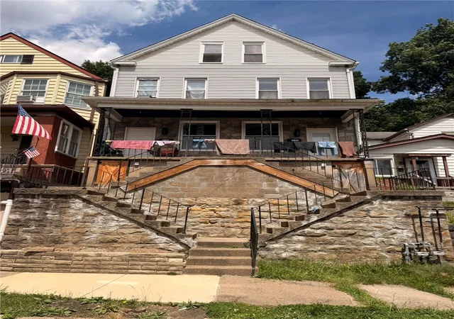 340-342-kenney-ave-pitcairn-pa-15140/hzid_a32a44b2