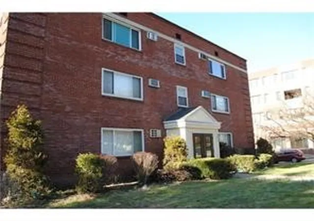 5237-fifth-avenue-b1-shadyside-pa-15232/hzid_db46c189