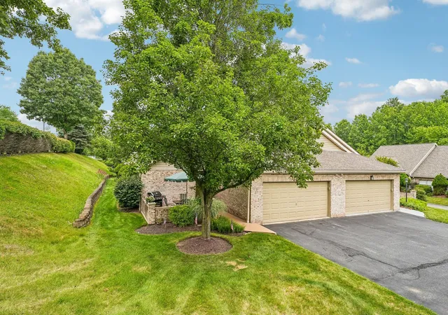 8520-sundial-ln-bridgeville-pa-15017/hzid_623d81fd