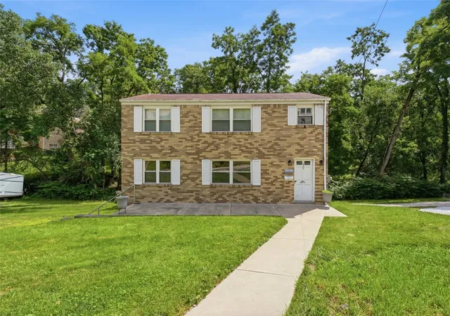218-220-pointview-pittsburgh-pa-15227/hzid_89c531d1