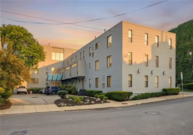 5708-walnut-street-g-1-shadyside-pa-15232/hzid_cd88120f