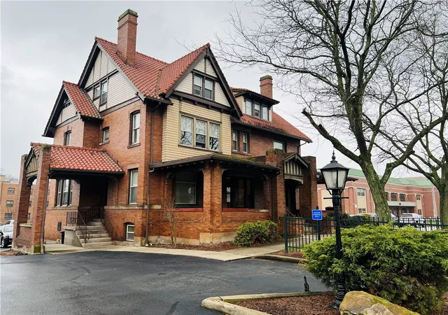 314-e-lincoln-ave-new-castle-pa-16105/hzid_a5c7c675