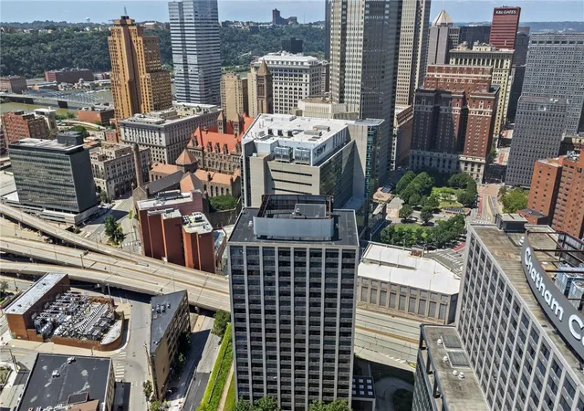 112-washington-pl-18c-downtown-pgh-pa-15219/hzid_a57b8bc1