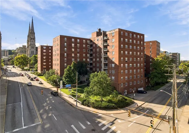 4625-5th-avenue-205-oakland-pa-15213/hzid_a9e4141f
