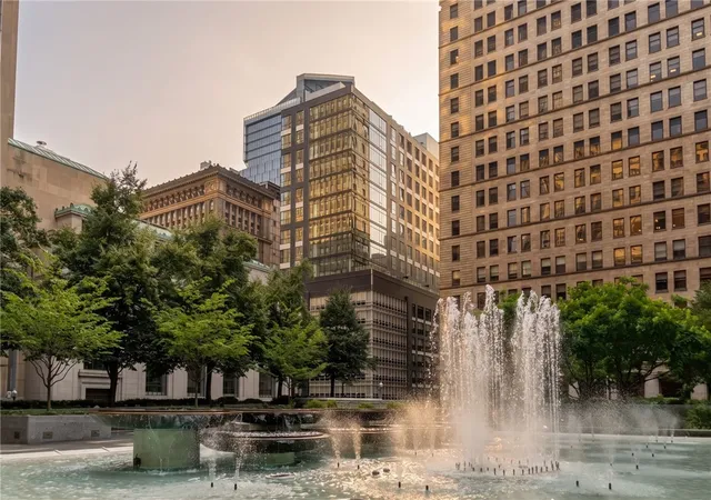 350-oliver-ave-1508-downtown-pgh-pa-15222/hzid_ce7c6cb4