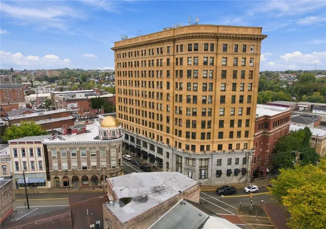 48-52-w-main-st-uniontown-pa-15401/hzid_c6eb2113