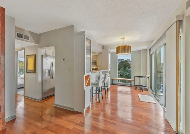900-19th-ave-s-708-nashville-tn-37212/hzid_e58cd120