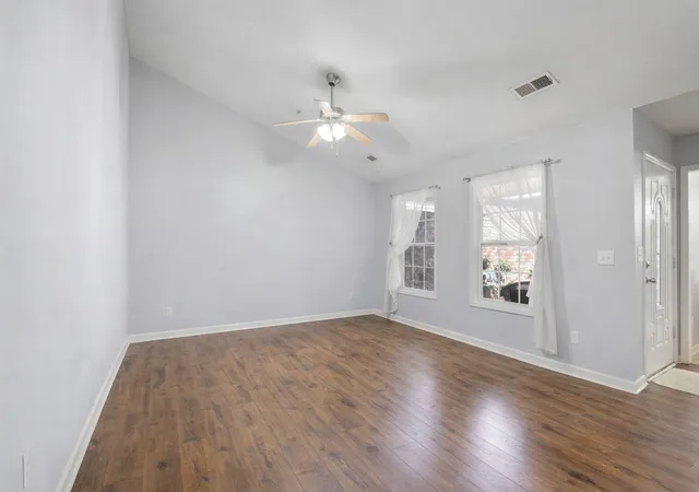 2360-hwy-31-w-104-white-house-tn-37188/hzid_4e0d0427