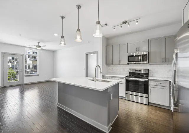 1638-54th-ave-n-202-nashville-tn-37209/hzid_1ea27acd