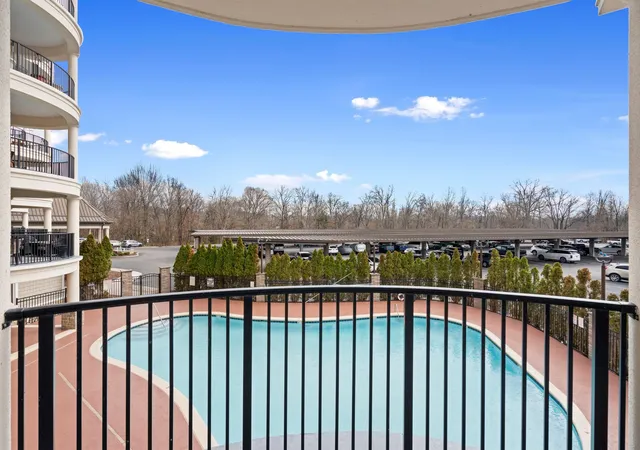400-warioto-way-215-ashland-city-tn-37015/hzid_eb624b1e