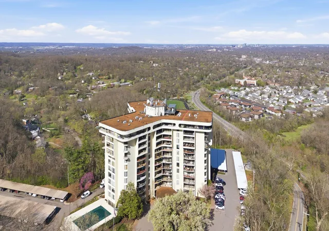 6666-brookmont-ter-707-nashville-tn-37205/hzid_9715e484