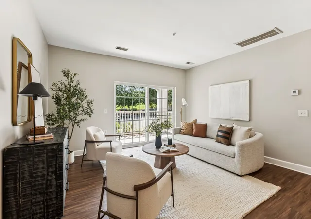 8047-bienville-dr-4-nashville-tn-37211/hzid_f0e53b1c
