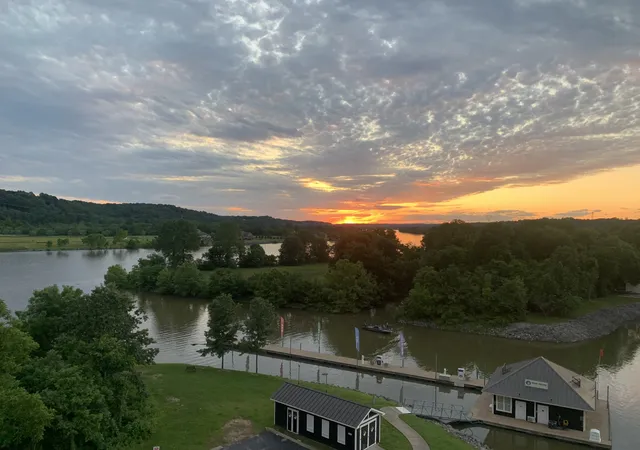 400-warioto-way-614-ashland-city-tn-37015/hzid_5bd3c7bb