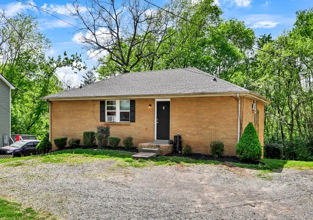 812-bradley-st-clarksville-tn-37040/hzid_ba9a3934