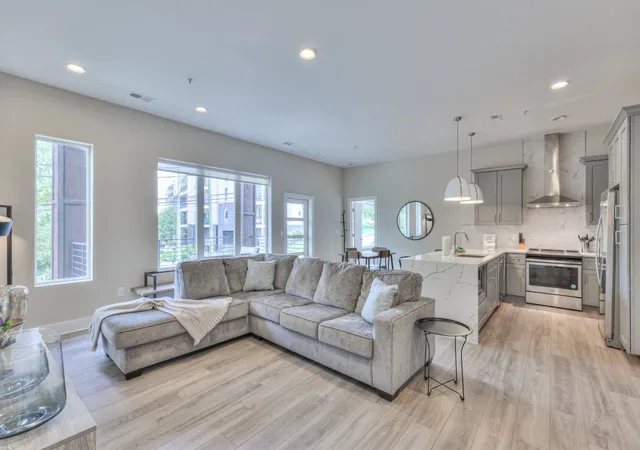 119-mason-avenue-201-nashville-tn-37203/hzid_0ae05b08