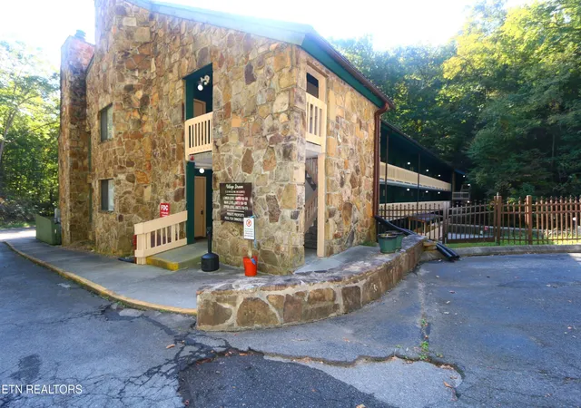 1435-wiley-oakley-dr-158-gatlinburg-tn-37738/hzid_d0401eea