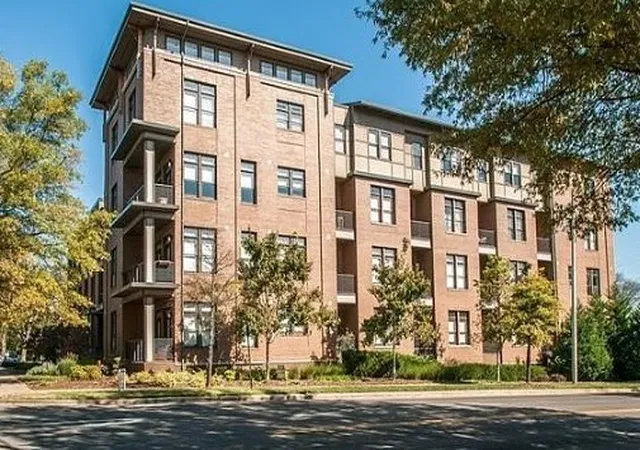 1706-18th-avenue-s-304-nashville-tn-37212/hzid_dd30ae0d