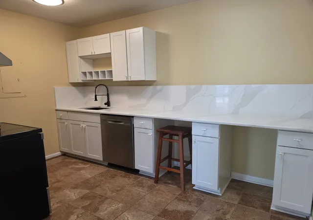 2601-hillsboro-pike-e6-nashville-tn-37212/hzid_99d17ae9
