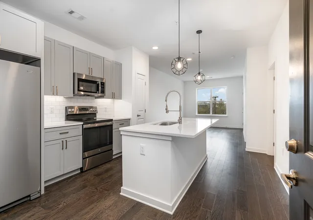 1677-54th-ave-n-227-nashville-tn-37209/hzid_c6cc1081