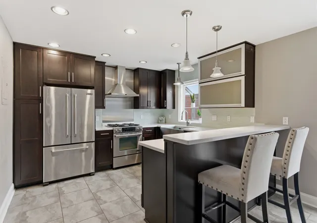 8207-sawyer-brown-rd-j4-nashville-tn-37221/hzid_c15c4421