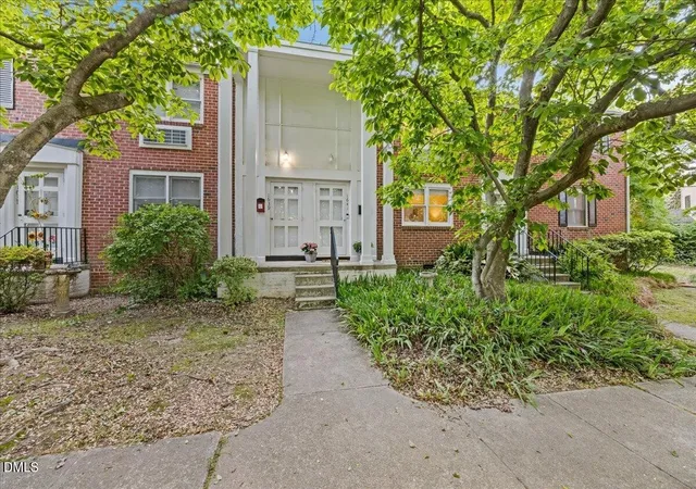 1641-sutton-dr-raleigh-nc-27605/hzid_c581209f