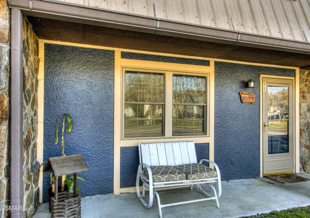 625-s-asbury-dr-apt-11-pigeon-forge-tn-37863/hzid_f5bdf259